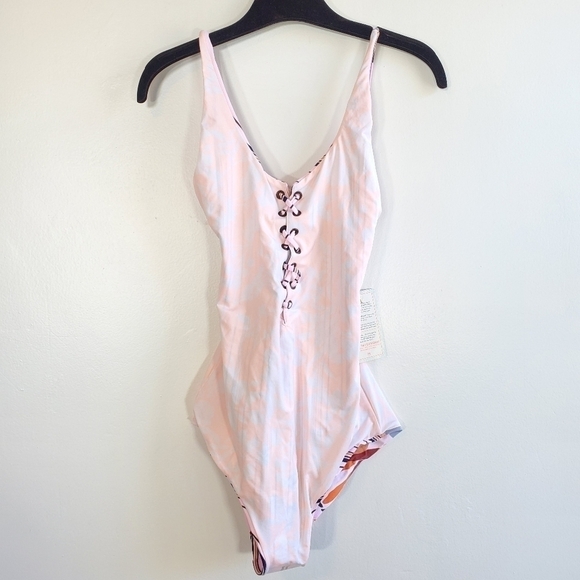 New Maaji Honey Heavenly Striped Reversible One Piece Swimsuit NWT Size Medium - Picture 11 of 16